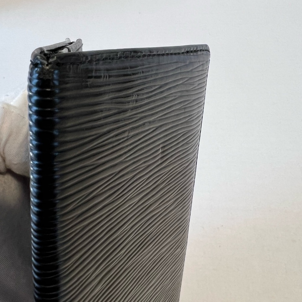 Louis Vuitton black‎ epi long bifold wallet - Picture 7 of 15